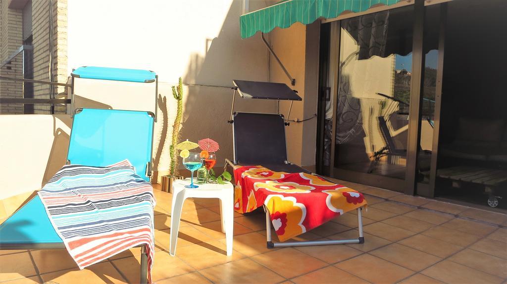 Claire Seaview & Beach-Apartment Montgat Exterior foto