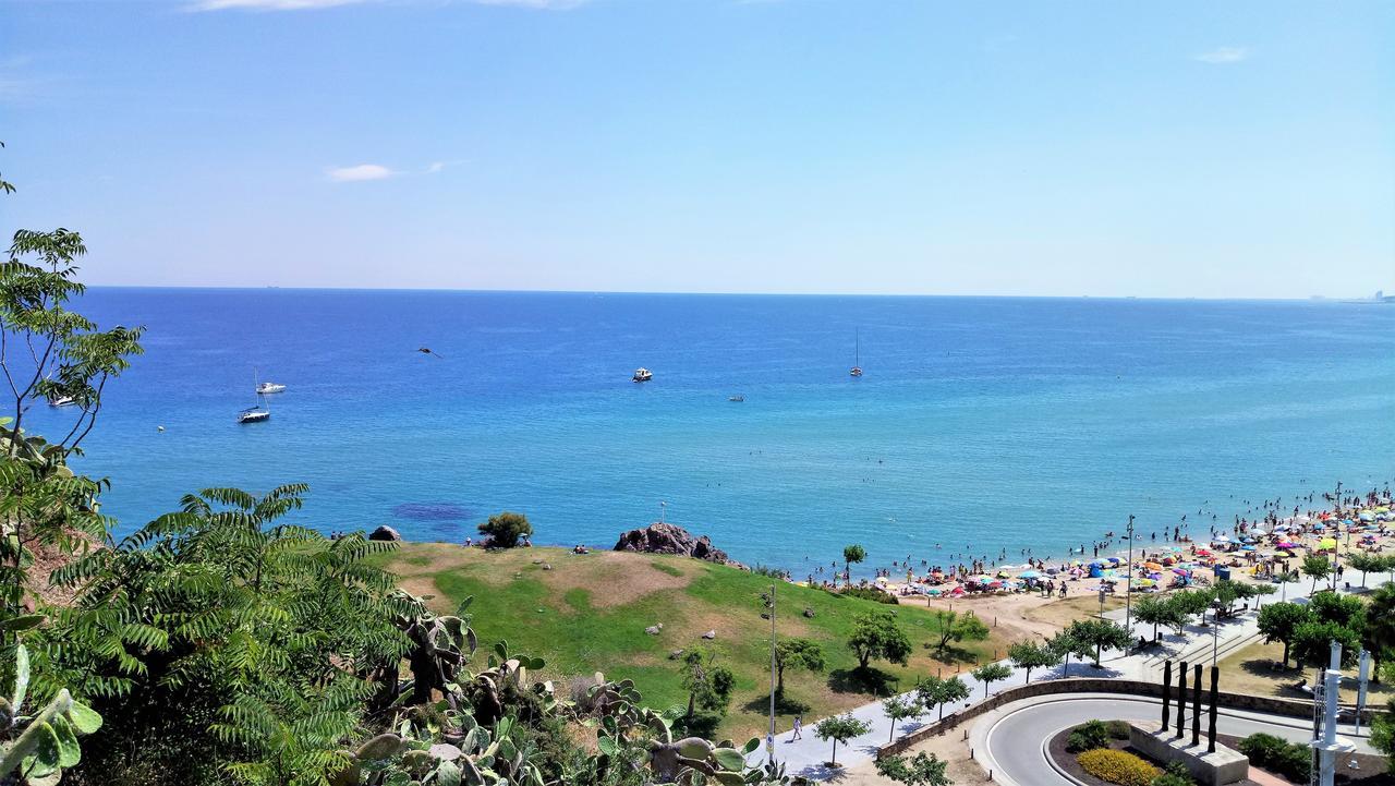 Claire Seaview & Beach-Apartment Montgat Exterior foto